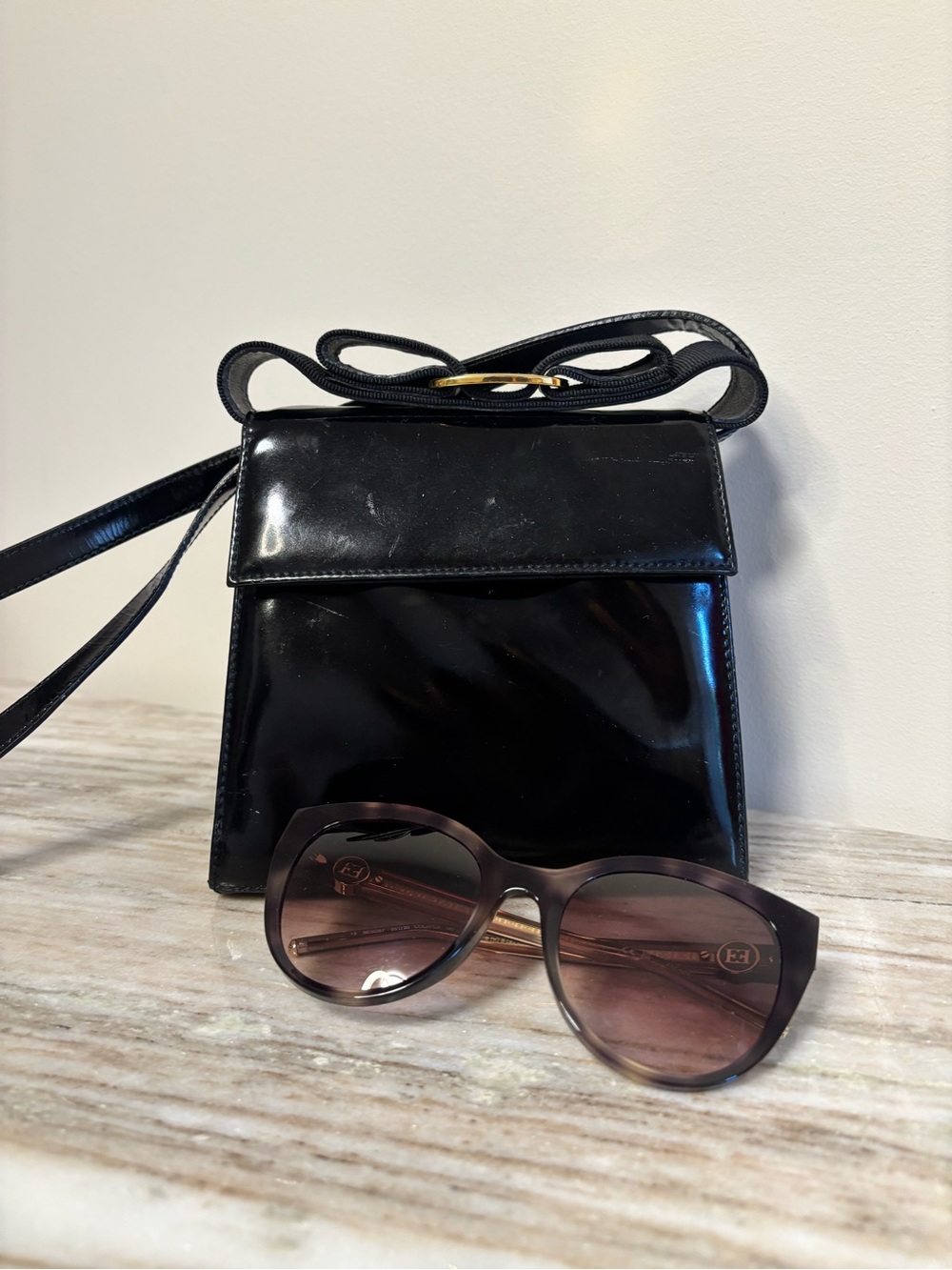Salvatore Ferragamo Vara Bow Patent Leather Crossbody/Top Handle Bag Black Italy - Picture 3 of 16
